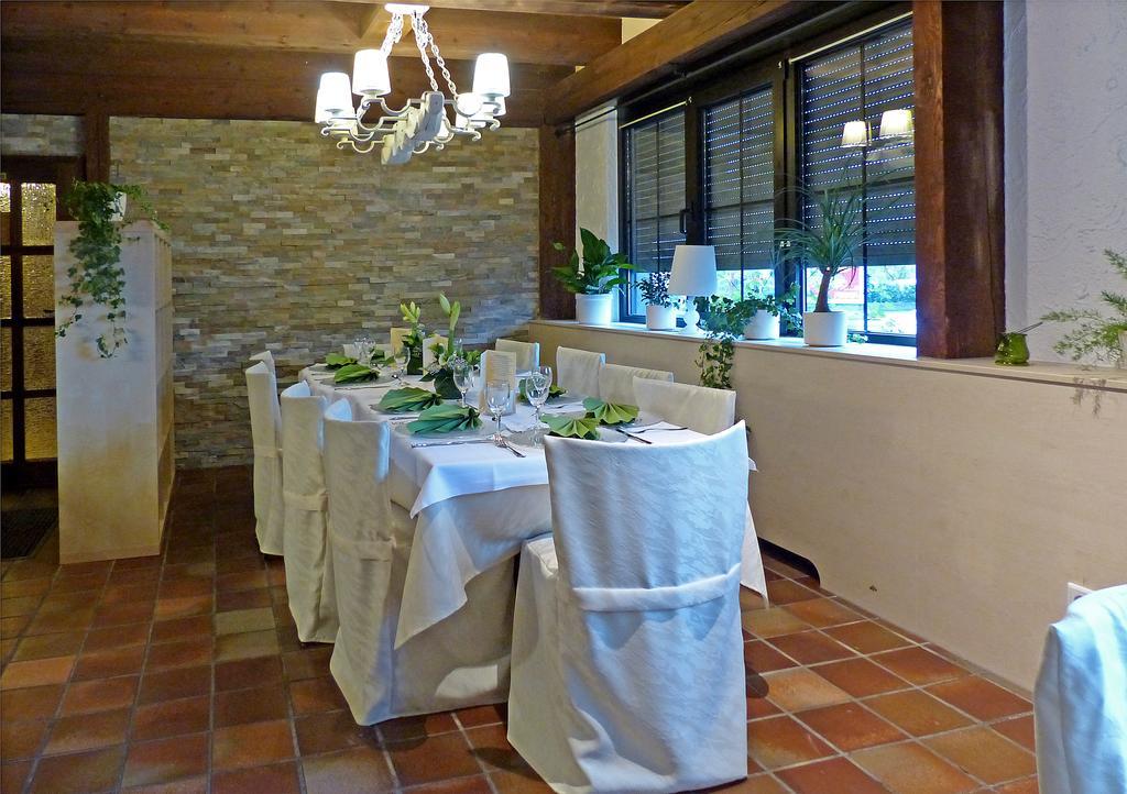Hotel-Restaurant Schwyzerhuesli Viernheim Kültér fotó